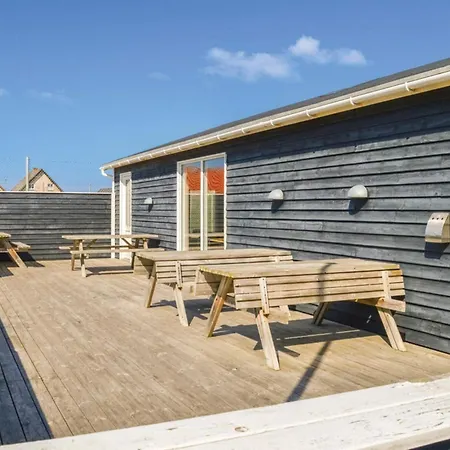 Prázdninový dům 4 Star In *