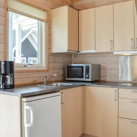 4 Star In * Thyborøn